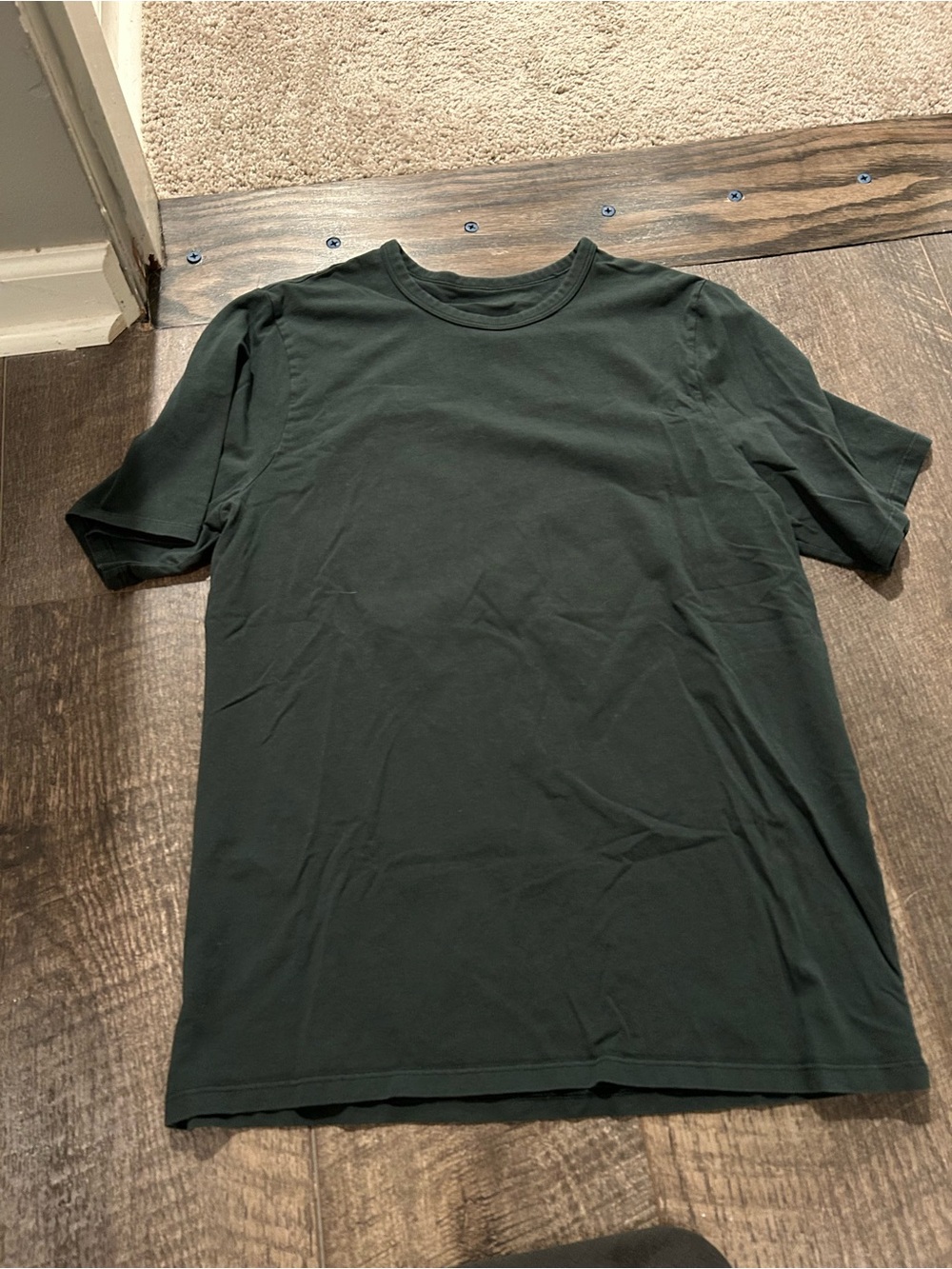 lululemon athletica Men's Short Sleeve Crew Tee in Dark Green